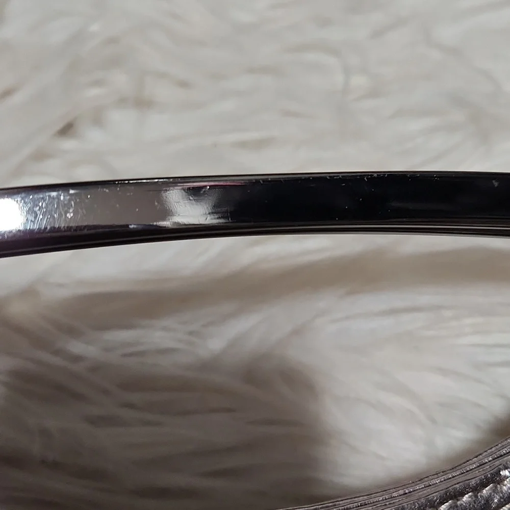 NWT Express clutch- gold/silver